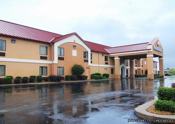 Quality Inn & Suites פיין בלאף מראה חיצוני תמונה