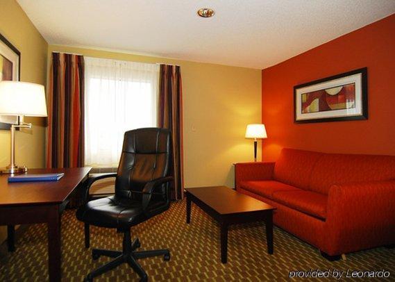 Quality Inn & Suites פיין בלאף חדר תמונה